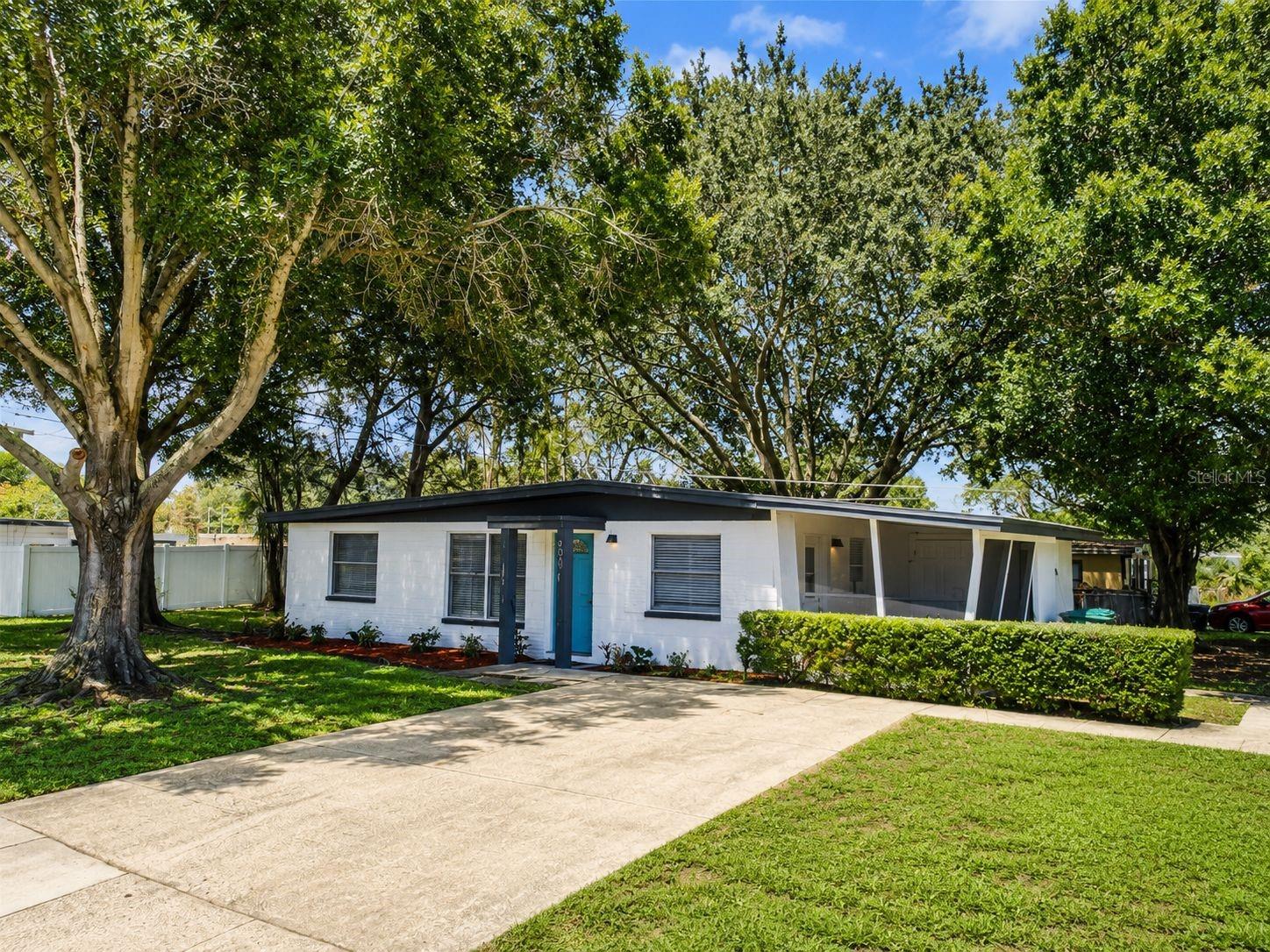 9001 82 St, Seminole, FL 33777 photo