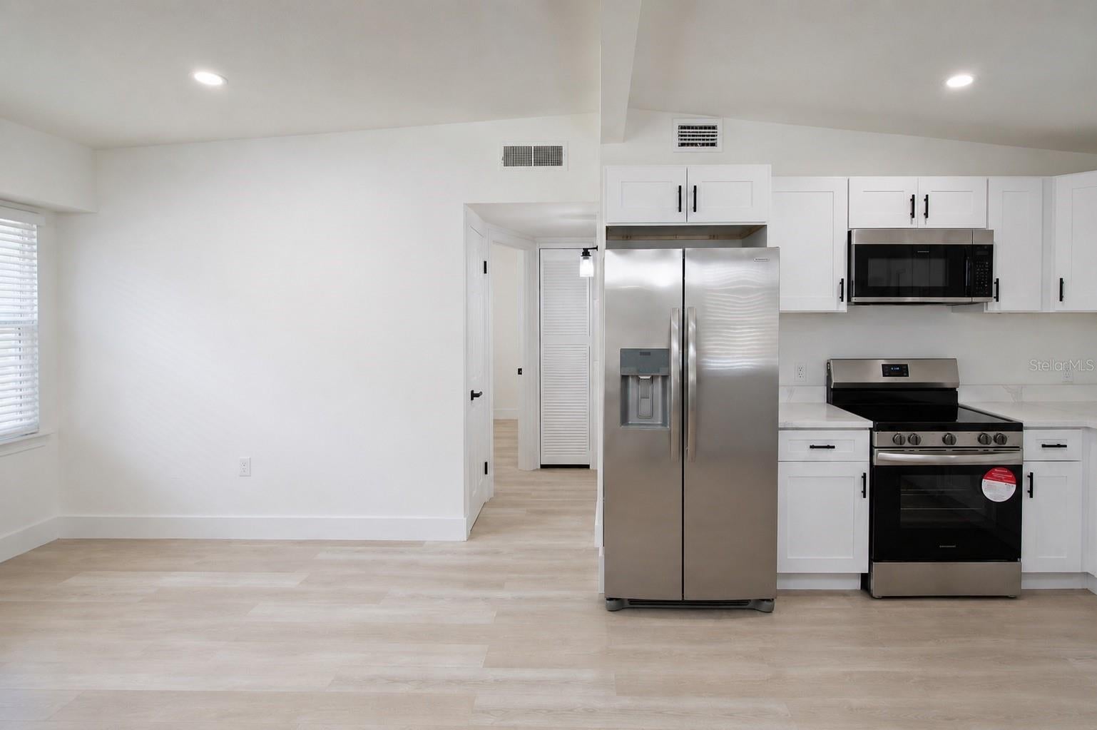 9001 82 St, Seminole, FL 33777 photo