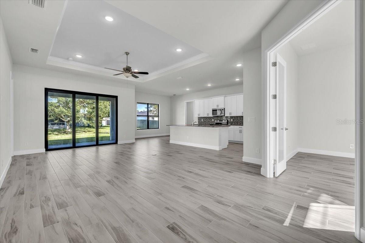 459 NE 2 Pl, Cape Coral, FL 33909 photo