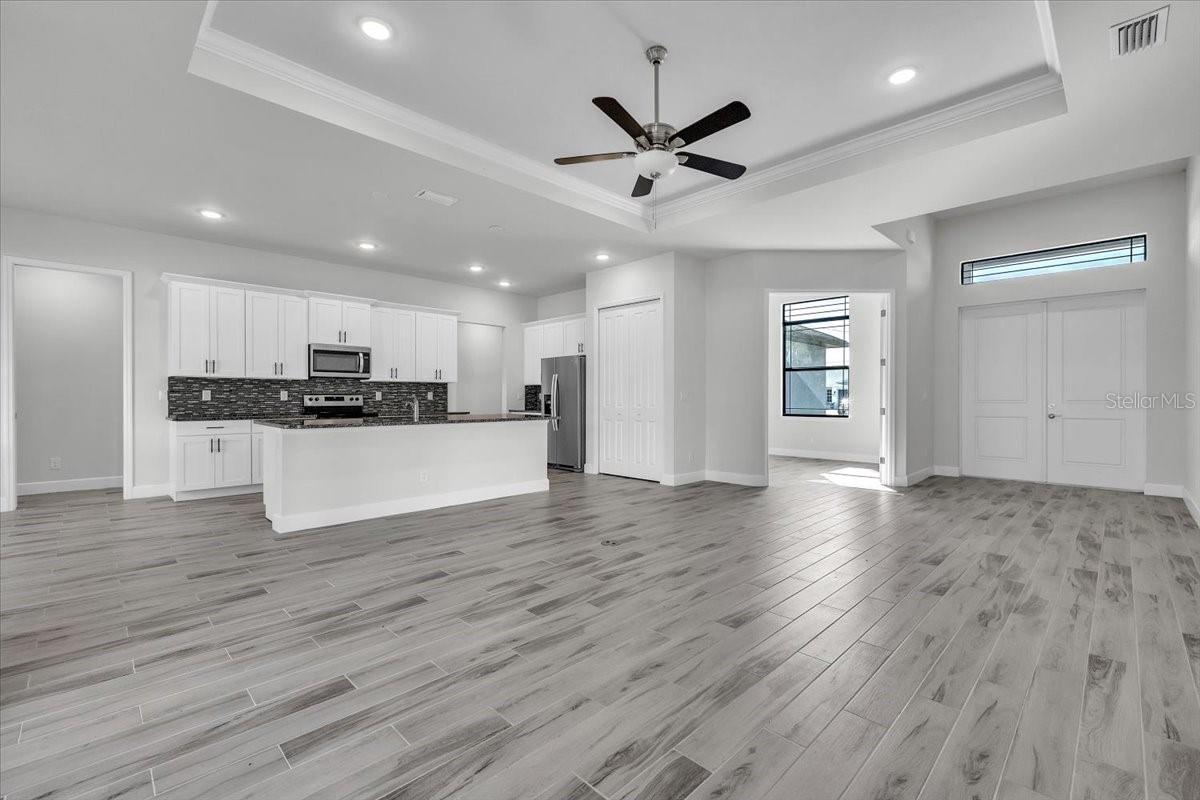 459 NE 2 Pl, Cape Coral, FL 33909 photo