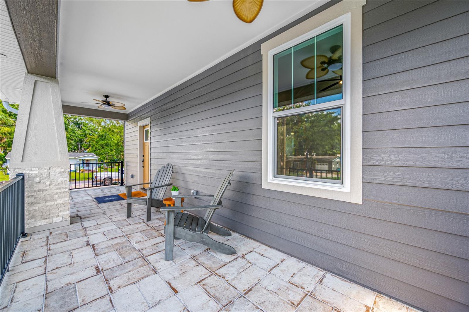 1004 W Henry Ave, Tampa, FL 33604 photo