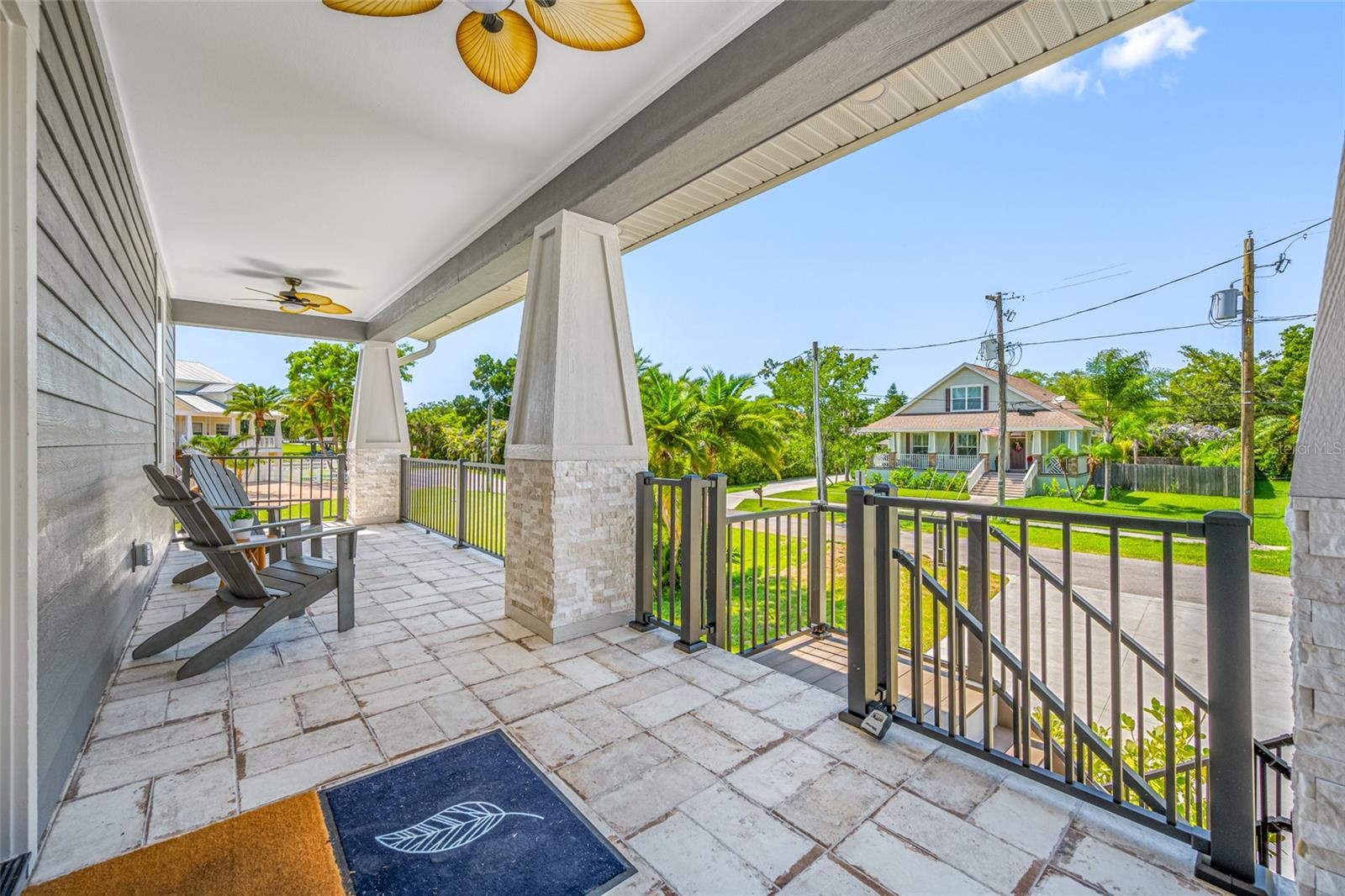 1004 W Henry Ave, Tampa, FL 33604 photo