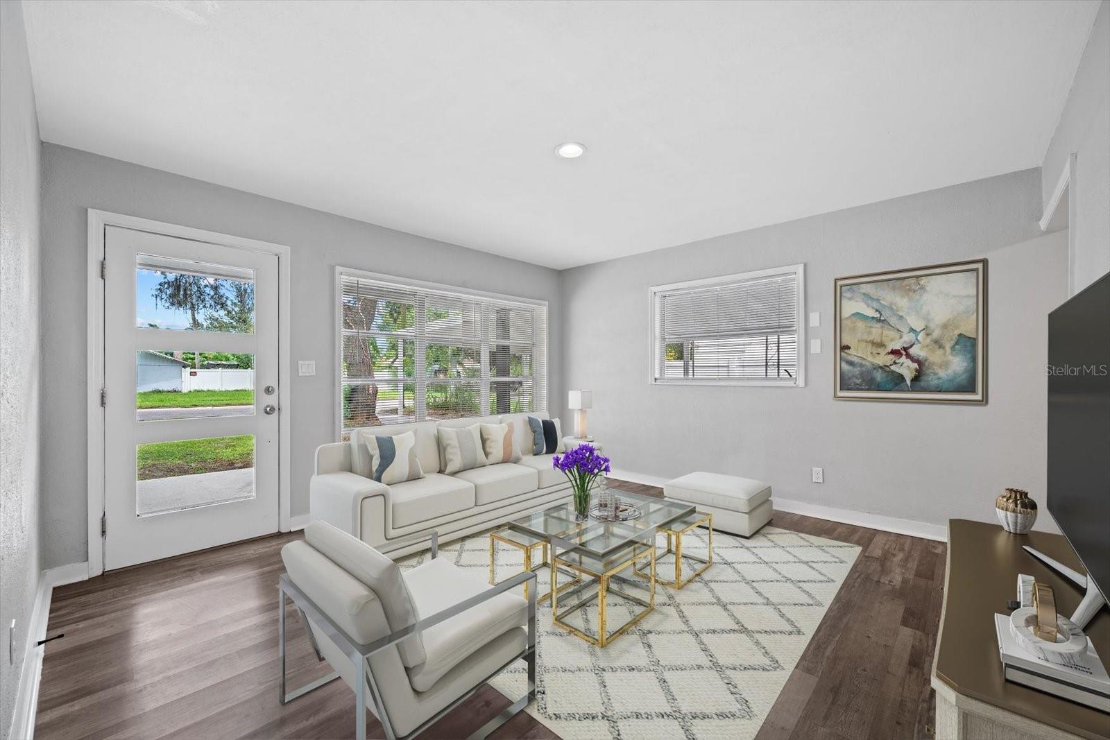 305 E Bougainvillea Ave, Tampa, FL 33612 photo