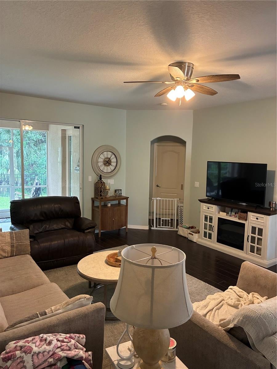 8872 Founders Cir, Palmetto, FL 34221 photo