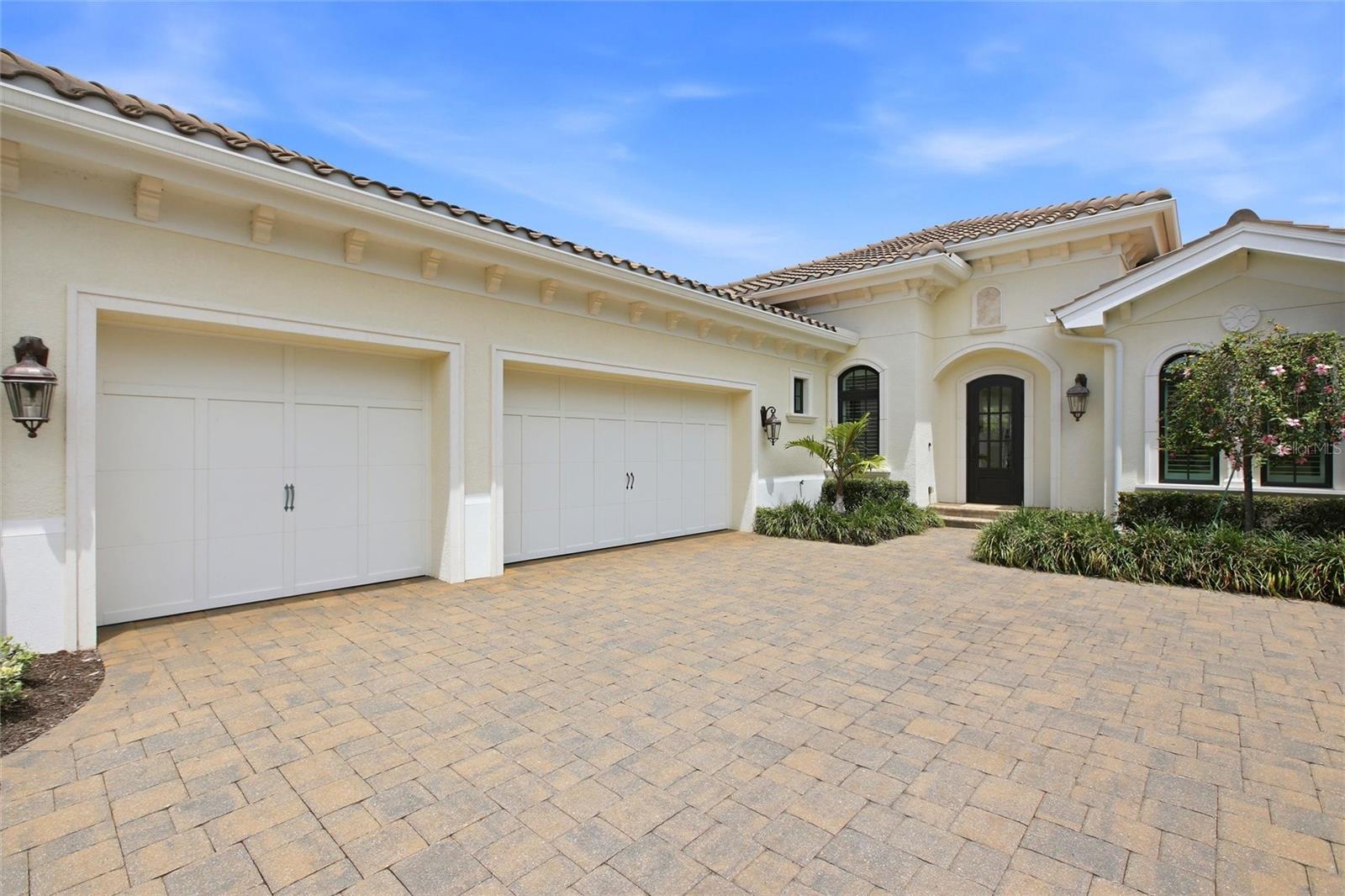 7908 Matera Ct, Bradenton, FL 34202 photo
