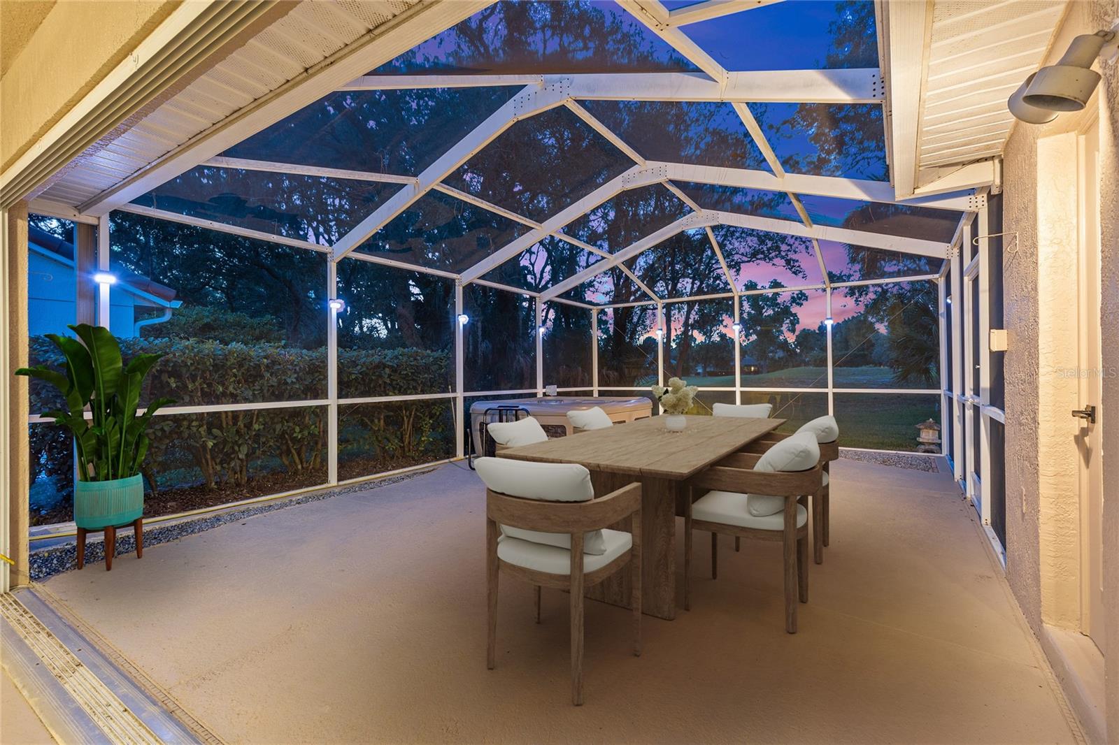 9387 French Quarters Cir, Weeki Wachee, FL 34613 photo