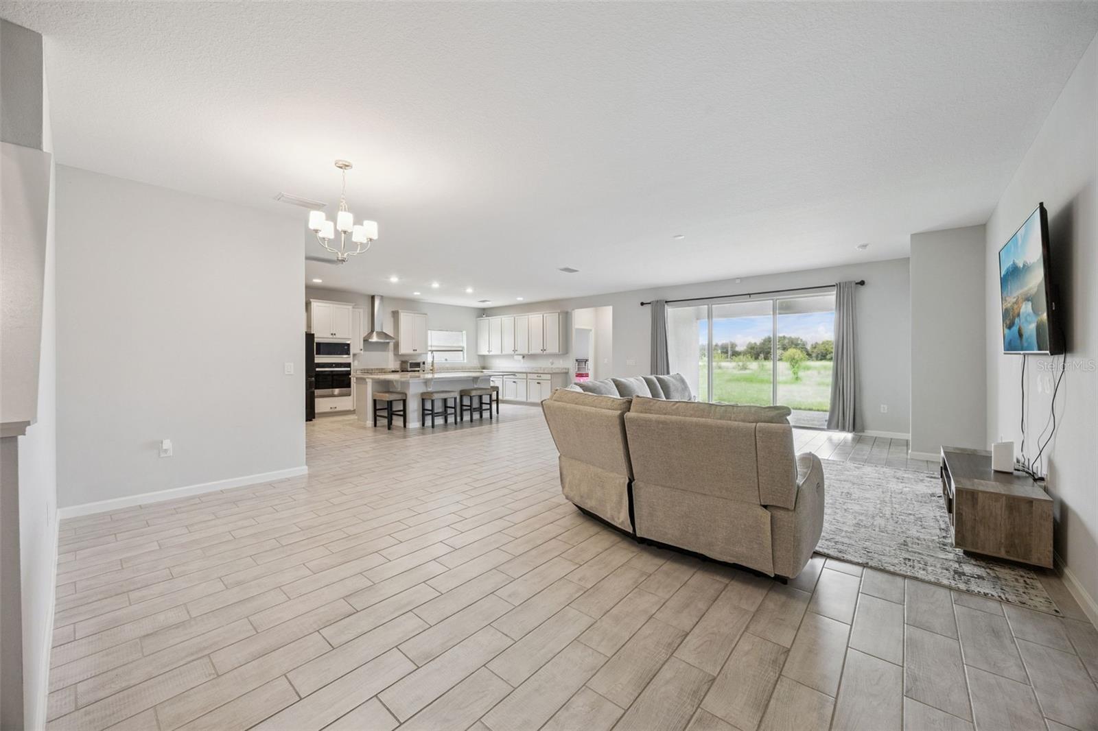 559 Via Bella Ct, Howey In The Hills, FL 34737 photo