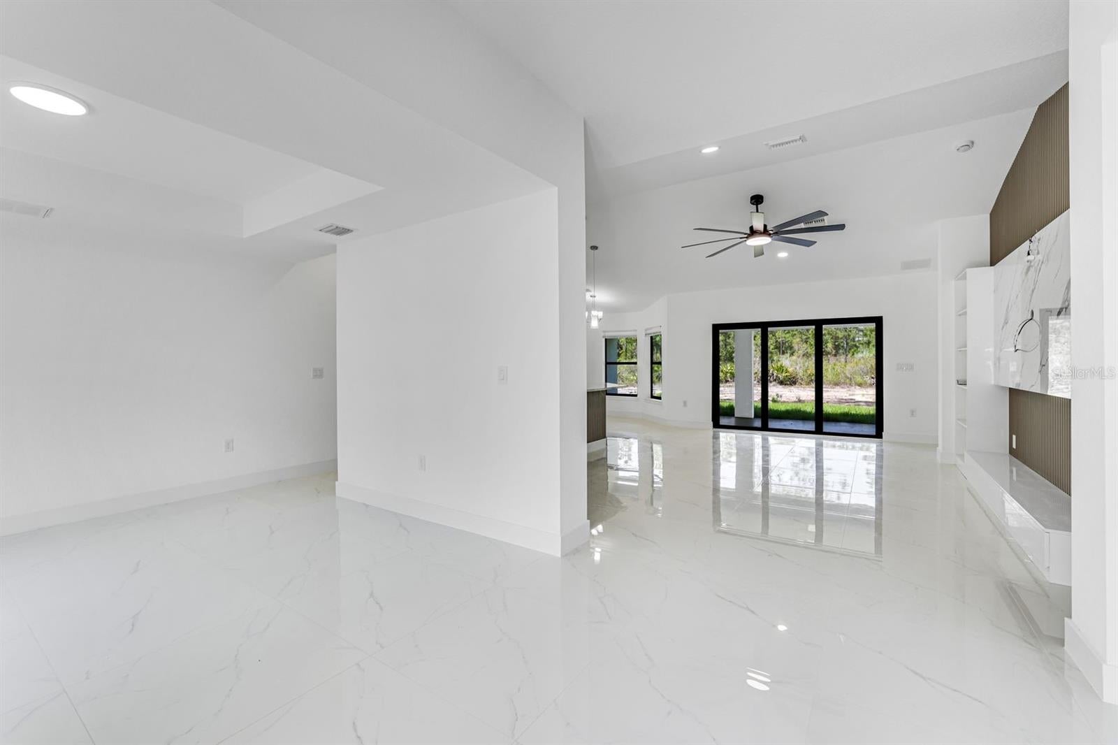 3201 35 St, Lehigh Acres, FL 33971 photo