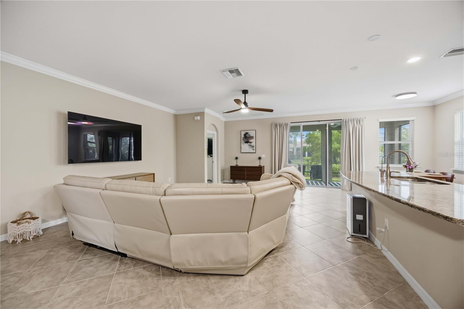 5516 Cartagena Dr, Sarasota, FL 34233 photo