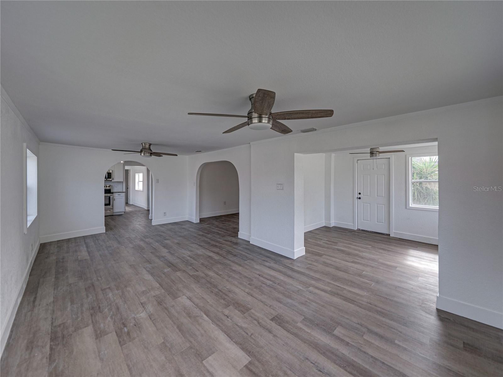 602 E Laura St, Plant City, FL 33563 photo
