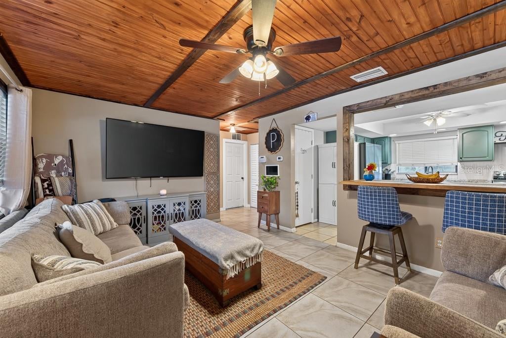 10081 60 Ct, Pinellas Park, FL 33782 photo