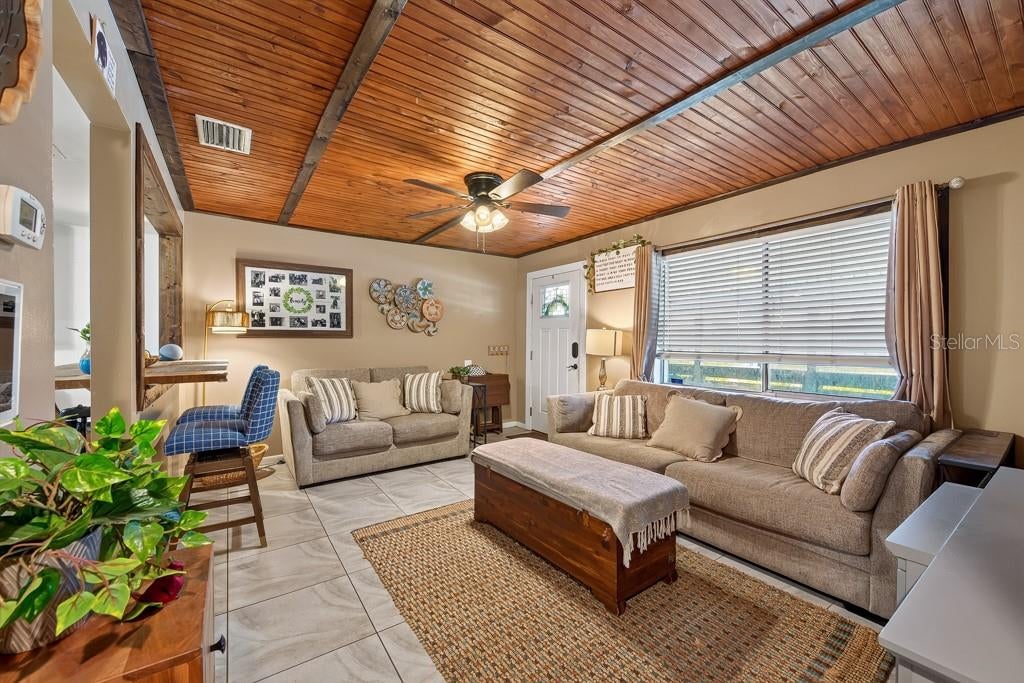 10081 60 Ct, Pinellas Park, FL 33782 photo