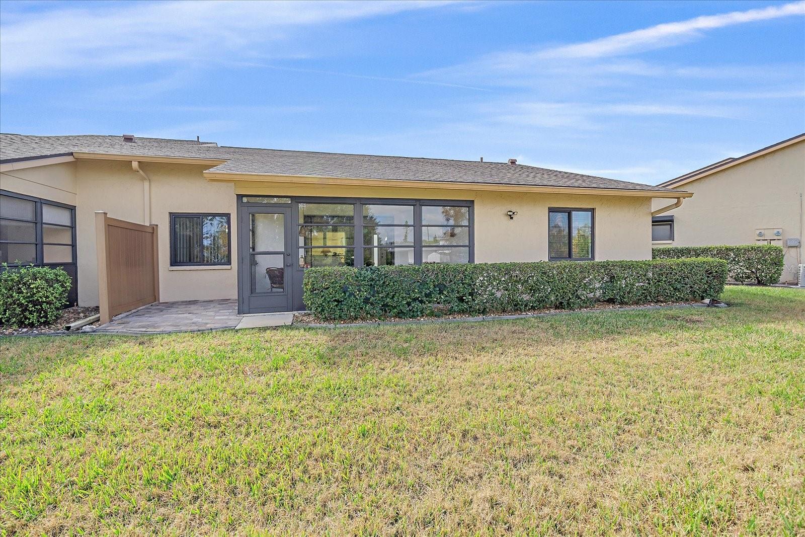3135 Glen Elyn Boulevard 13, Sarasota, FL 34237 photo