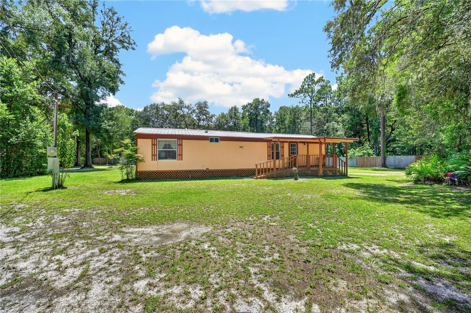 8200 145 St, Dunnellon, FL 34432