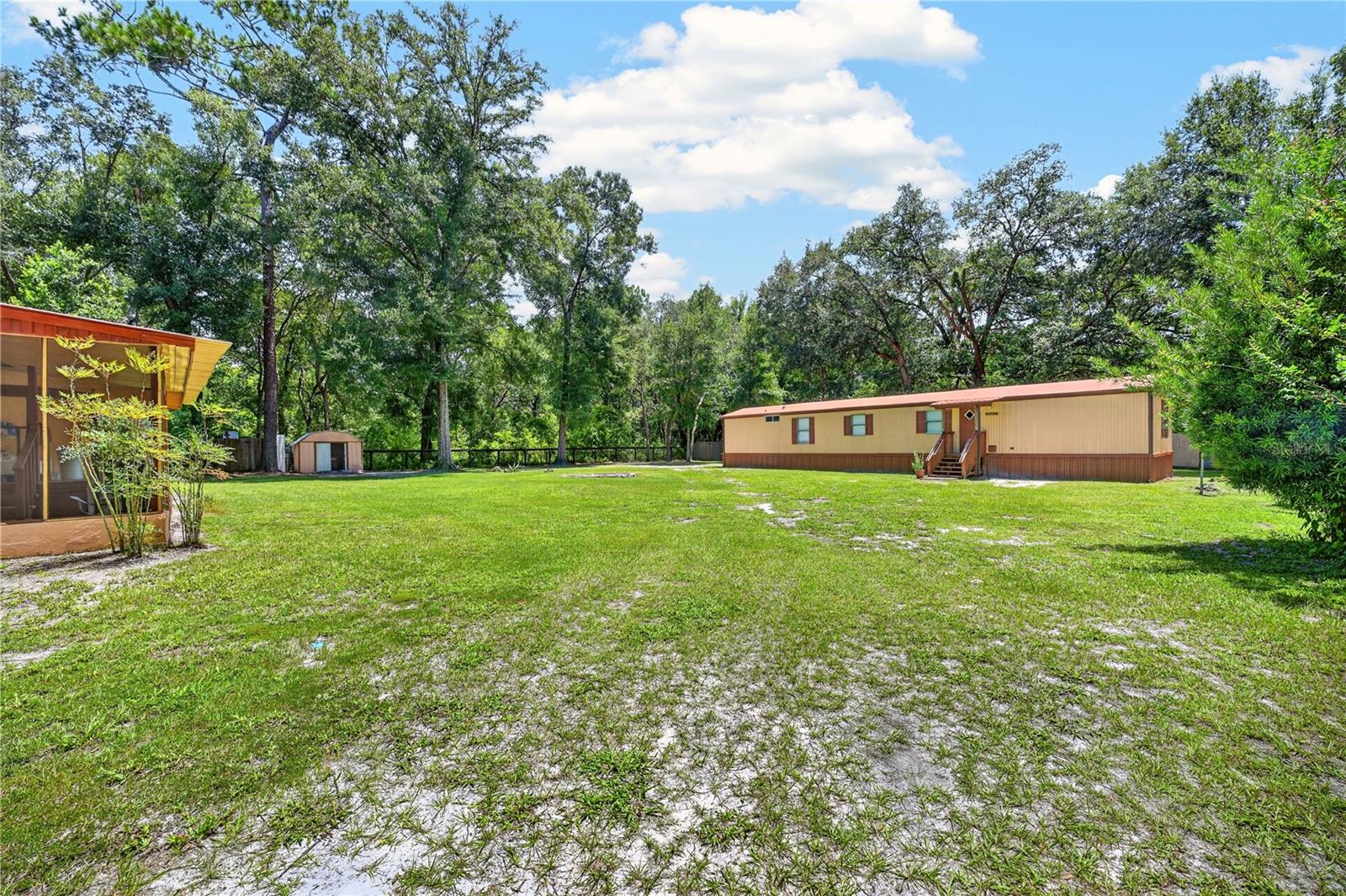 8200 SE 145 St, Dunnellon, FL 34432 photo