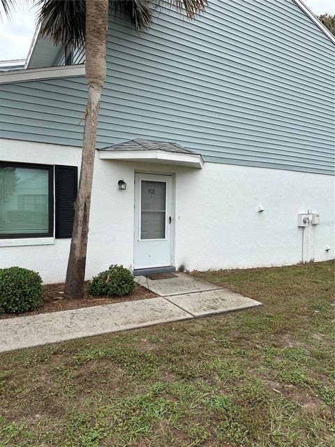 Townhouse in INVERNESS FL 918 PRITCHARD ISLAND DRIVE.jpg