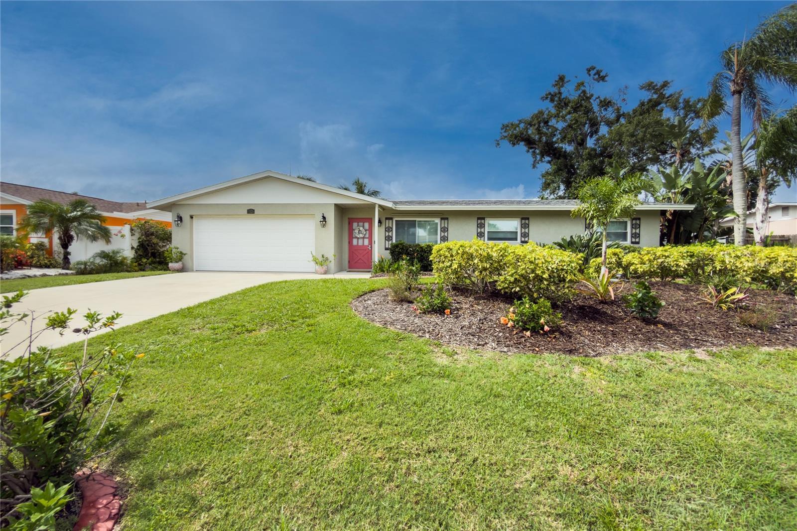 3326 Bougainvillea St, Sarasota, FL 34239