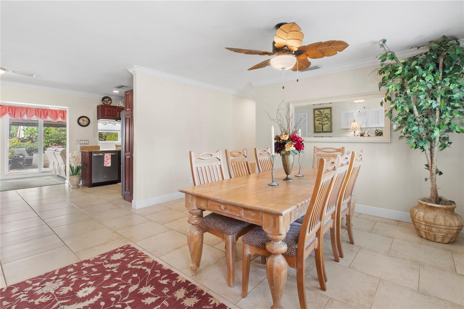 3326 Bougainvillea St, Sarasota, FL 34239 photo
