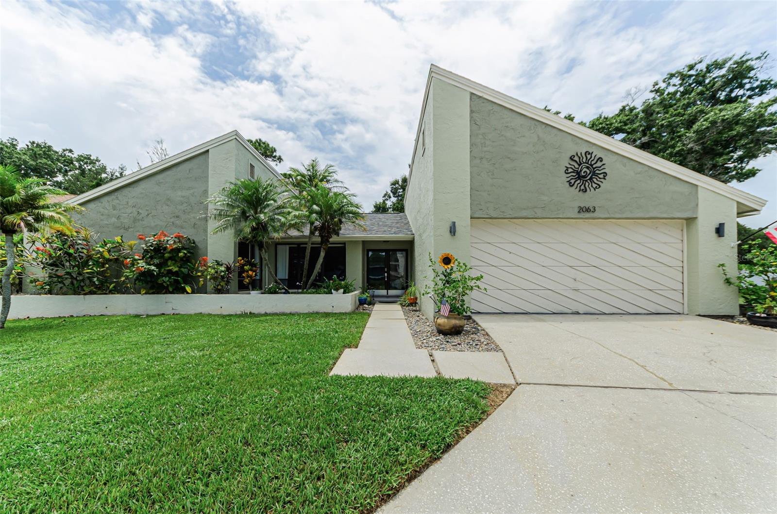 2063 Brookside Dr, Safety Harbor, FL 34695 photo