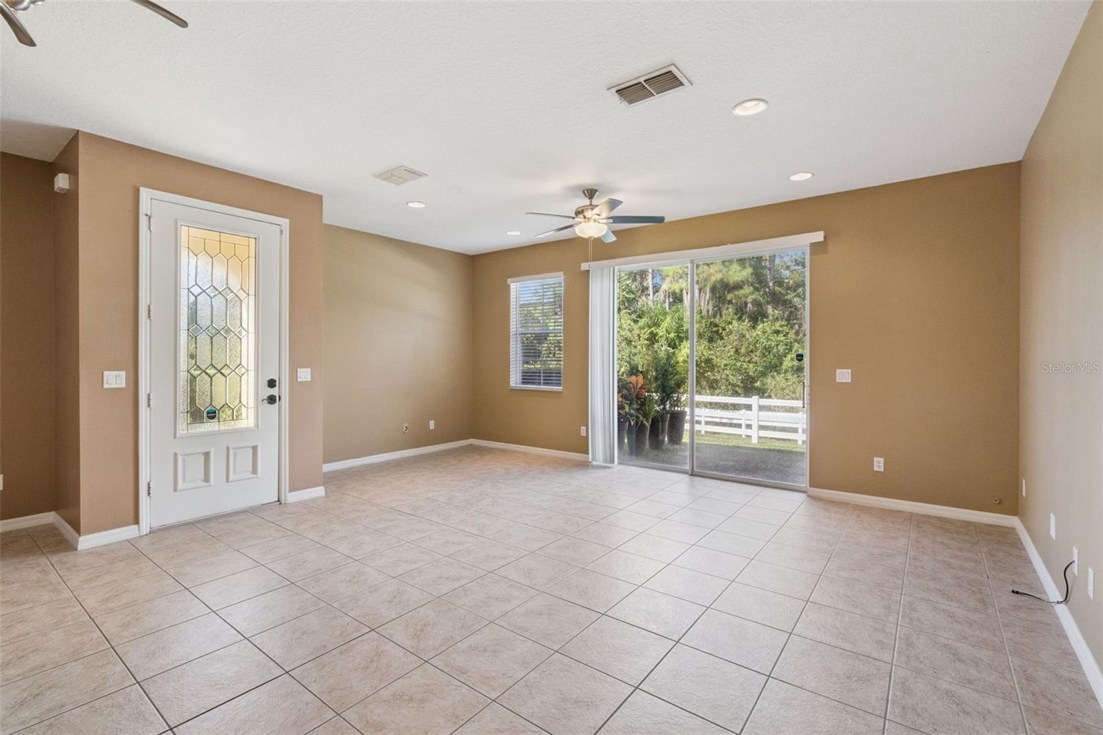 10376 Fallsgrove St, Orlando, FL 32836 photo