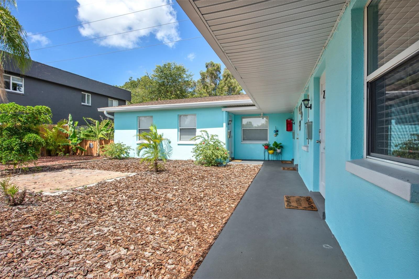 1230 70 St, Saint Petersburg, FL 33710 photo