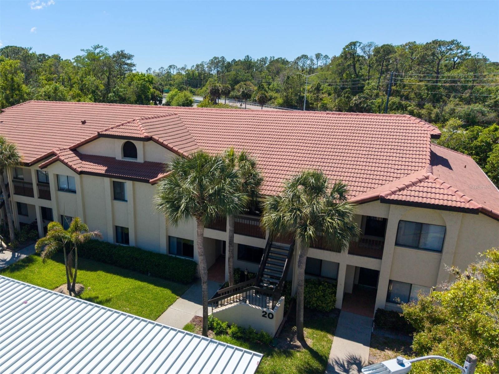 1801 Lake Rd, Palm Harbor, FL 34685