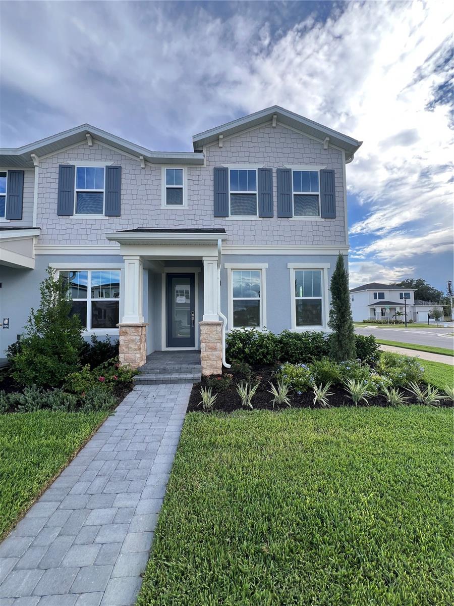 1896 Crowncrest Dr, Apopka, FL 32703