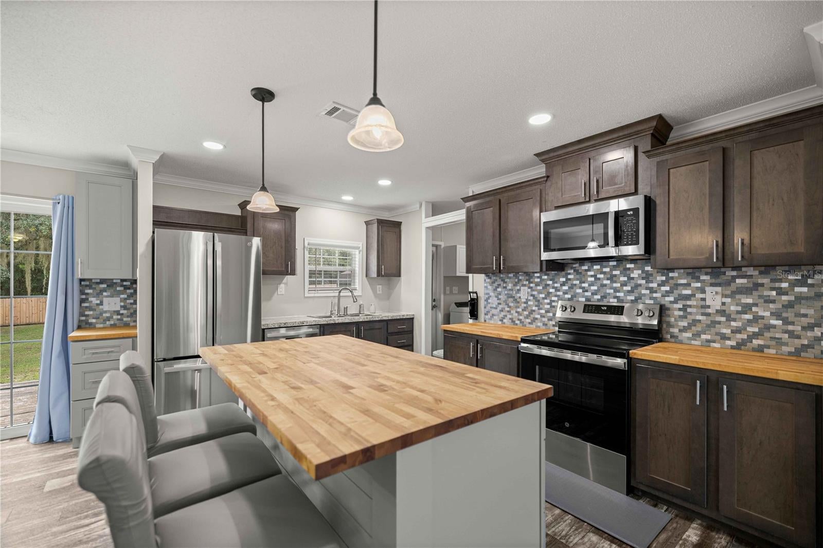 122 SE 70 Cir, Ocala, FL 34472 photo