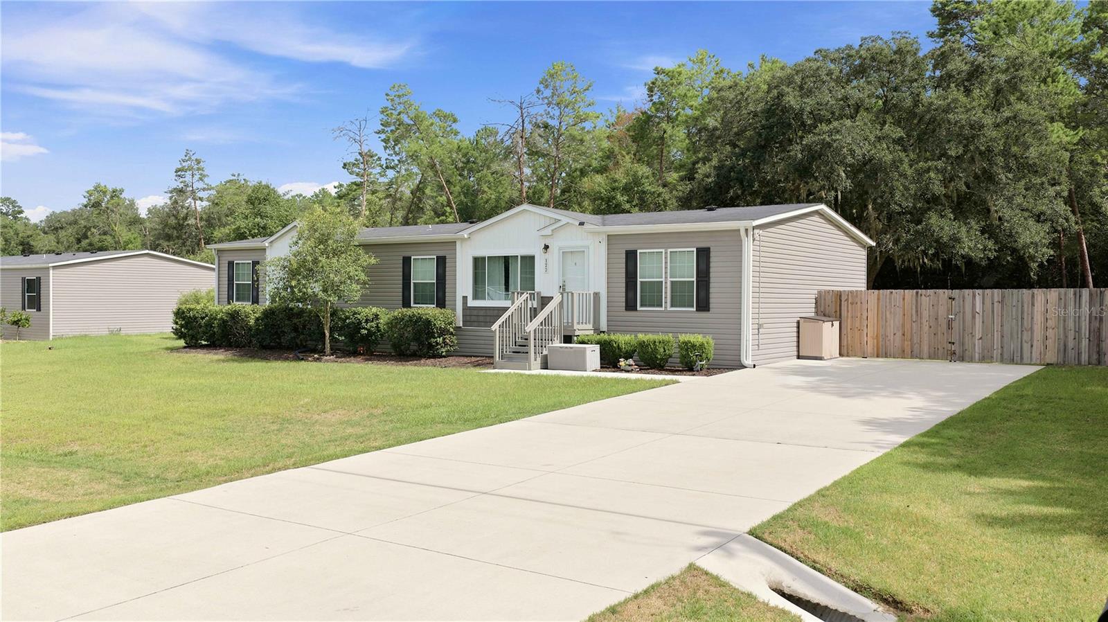122 SE 70 Cir, Ocala, FL 34472 photo