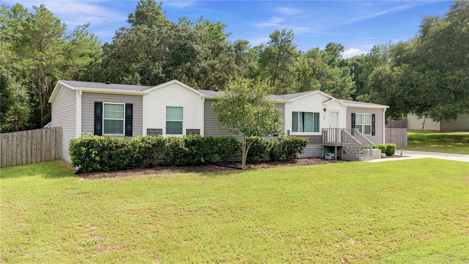 122 SE 70 Cir, Ocala, FL 34472 photo