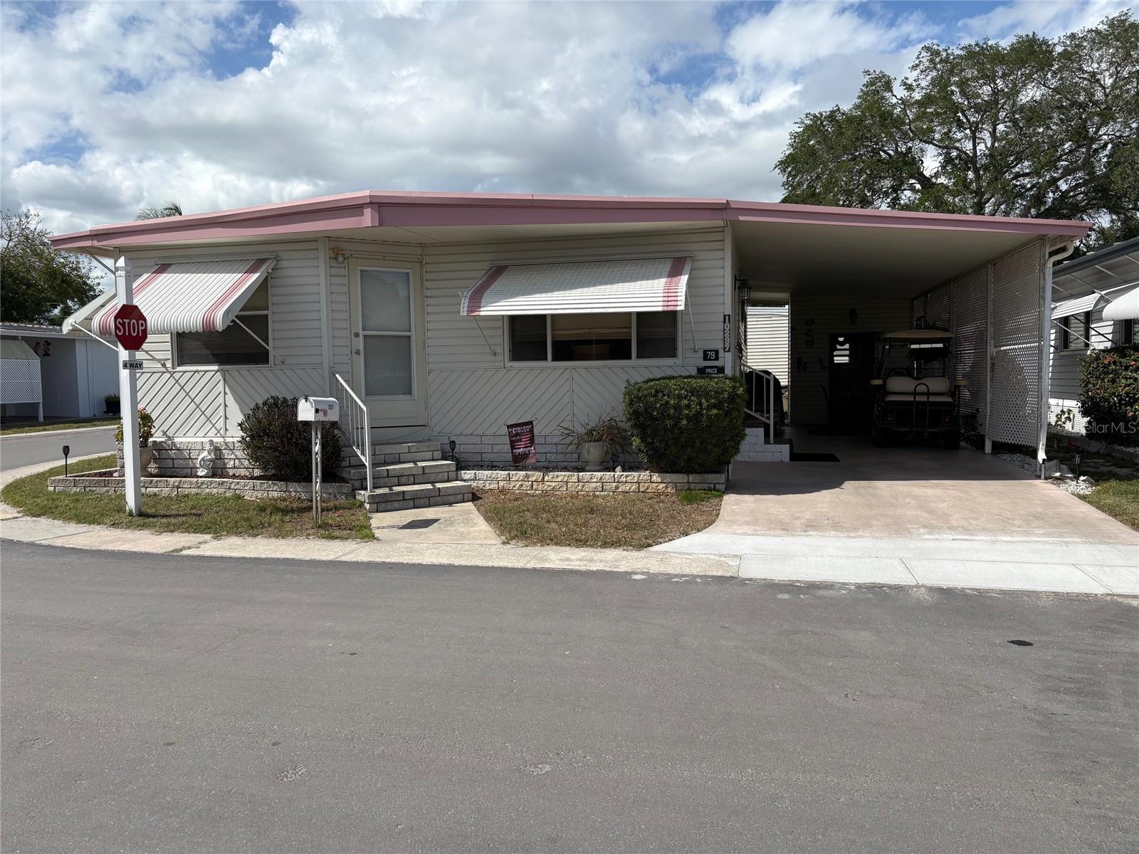 10297 Lake Dr, Largo, FL 33773
