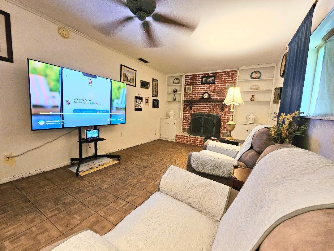 Single Family Residence in DADE CITY FL 10844 LINDA VISTA LANE 6.jpg