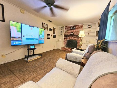 Single Family Residence in DADE CITY FL 10844 LINDA VISTA LANE 6.jpg