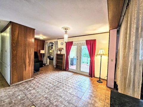 Single Family Residence in DADE CITY FL 10844 LINDA VISTA LANE 9.jpg
