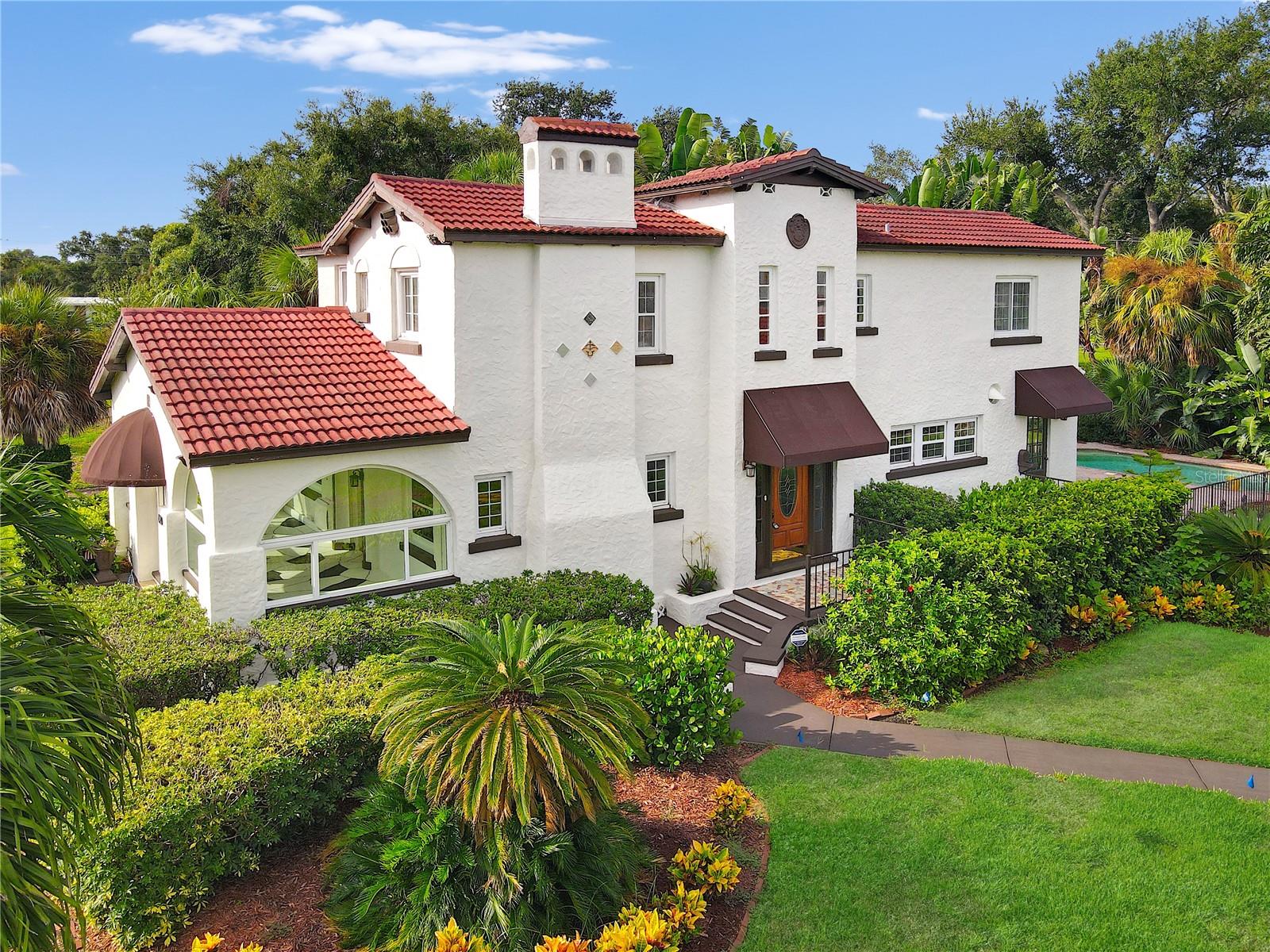 120 Park St, Saint Petersburg, FL 33710 photo