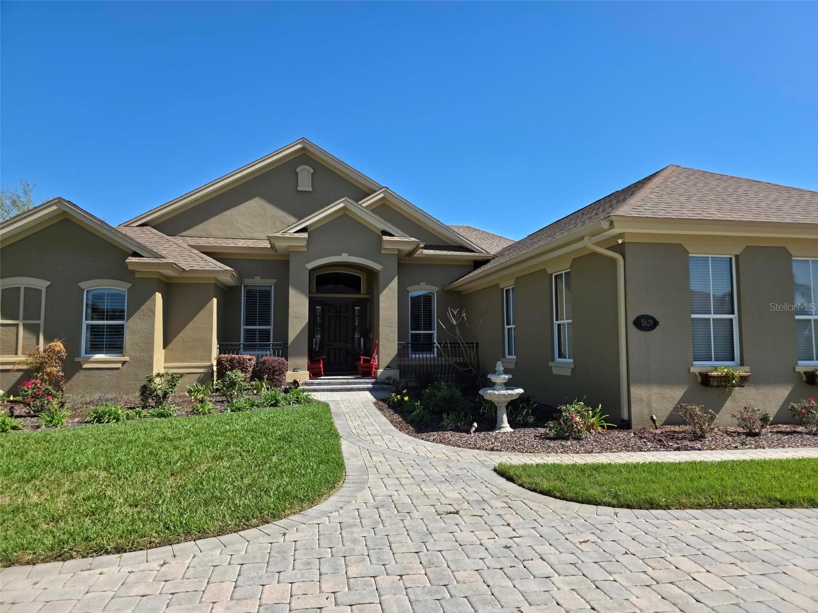 5629 Hillside Landing Rd, Lakeland, FL 33810