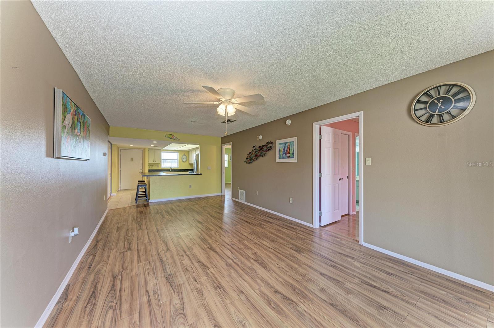 3983 Maceachen Blvd #434, Sarasota, FL 34233 photo