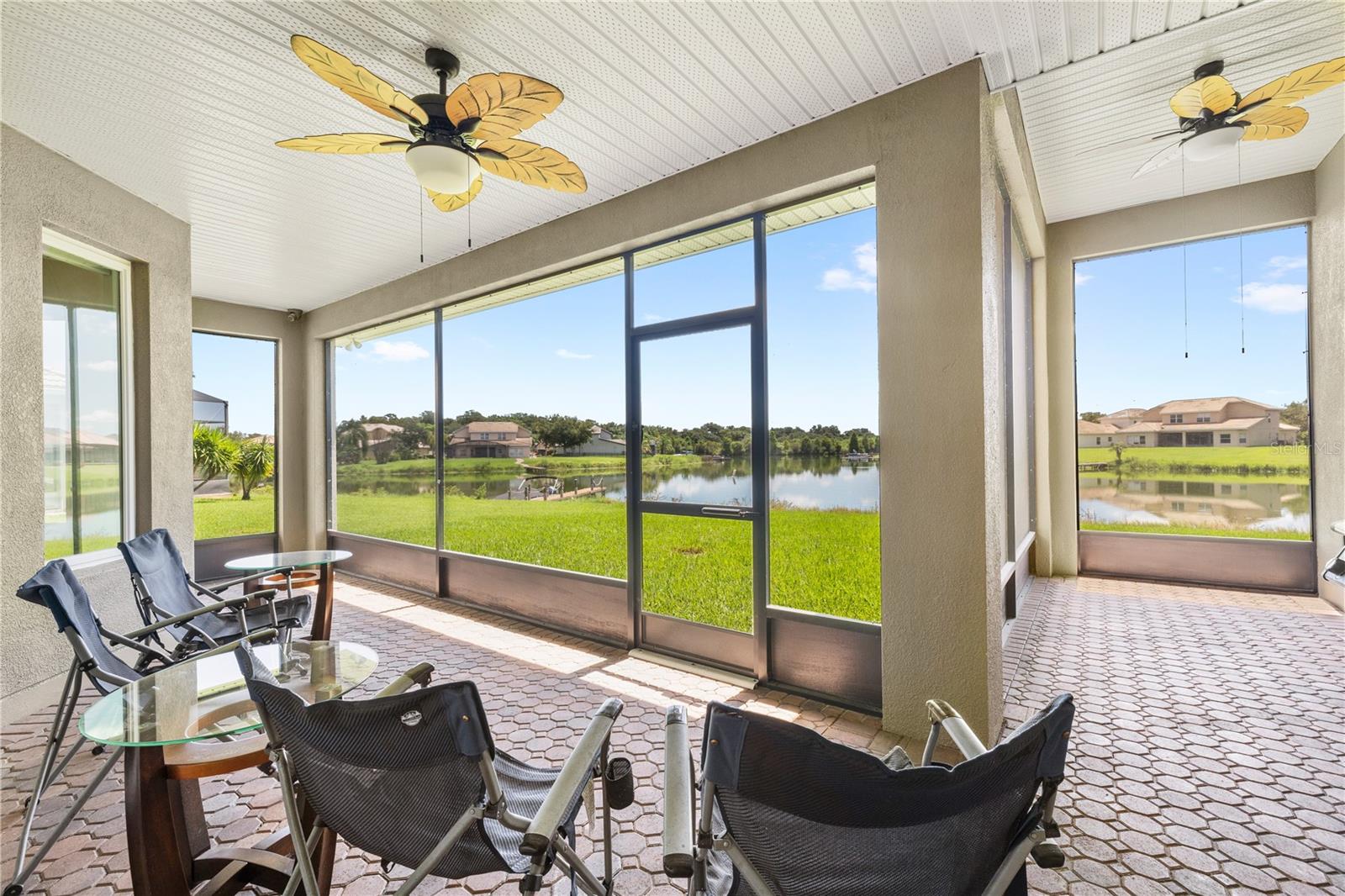 3553 Somerset Cir, Kissimmee, FL 34746 photo