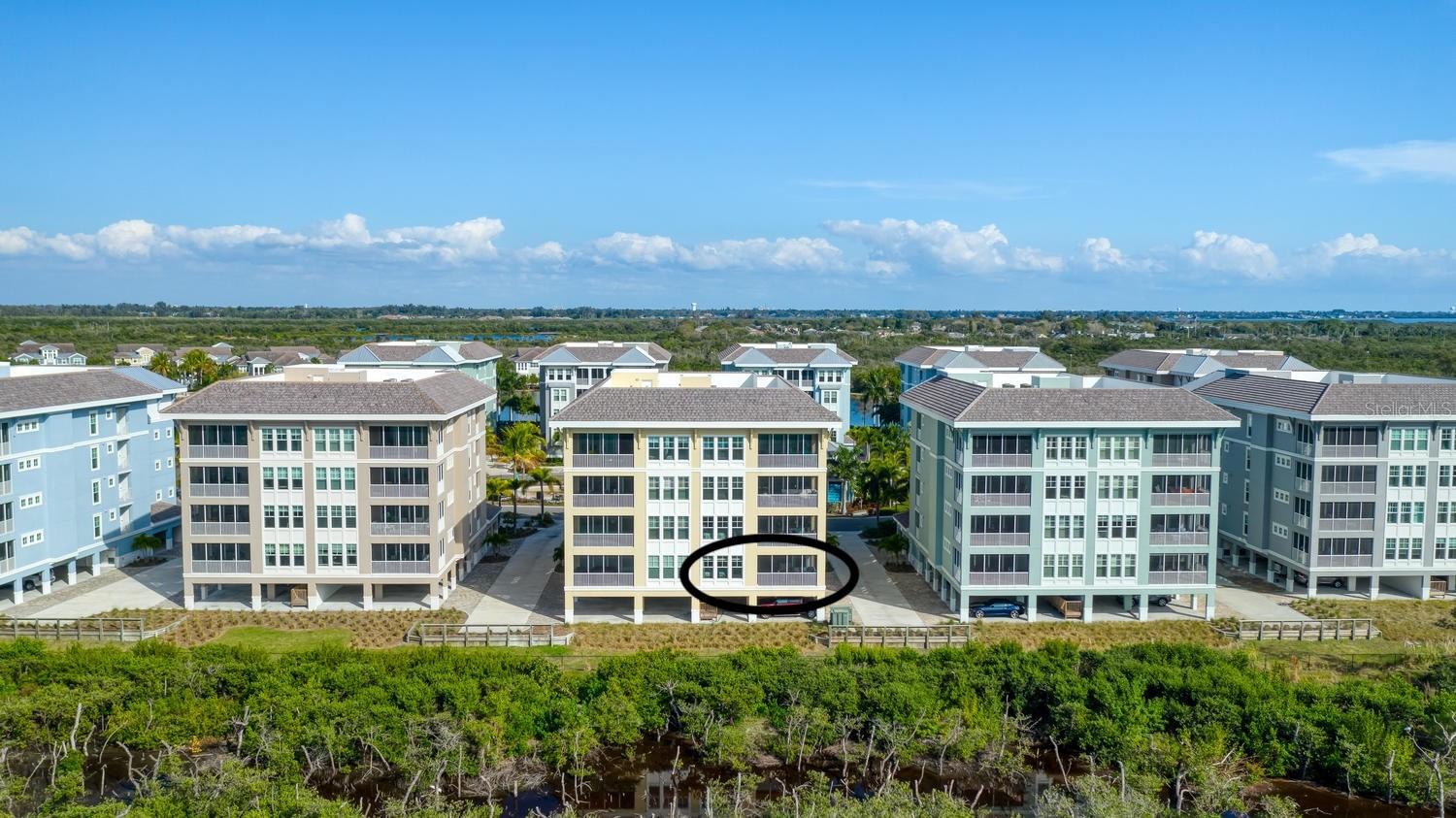 384 Aruba Cir, Bradenton, FL 34209