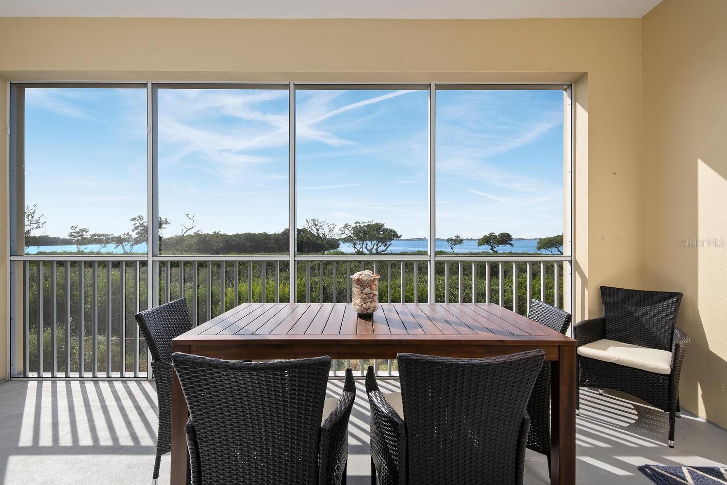 384 Aruba Cir #102, Bradenton, FL 34209 photo