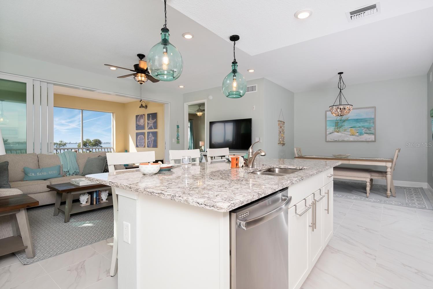 384 Aruba Cir #102, Bradenton, FL 34209 photo