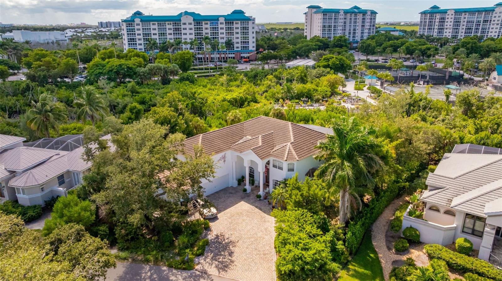 13881 Blenheim Trail Rd, Fort Myers, FL 33908 photo