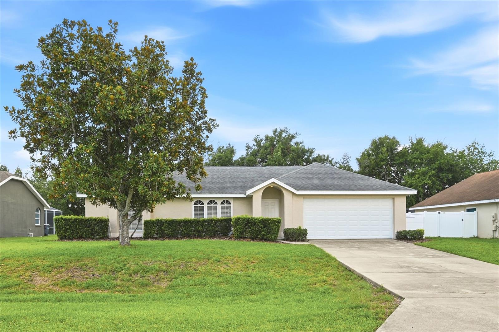 143 Whitehall St, Davenport, FL 33896