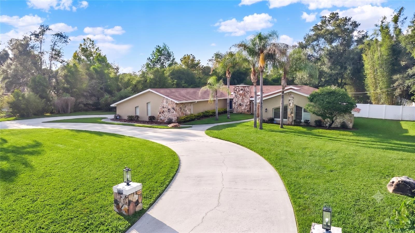 7487 River Country Dr, Weeki Wachee, FL 34607 photo