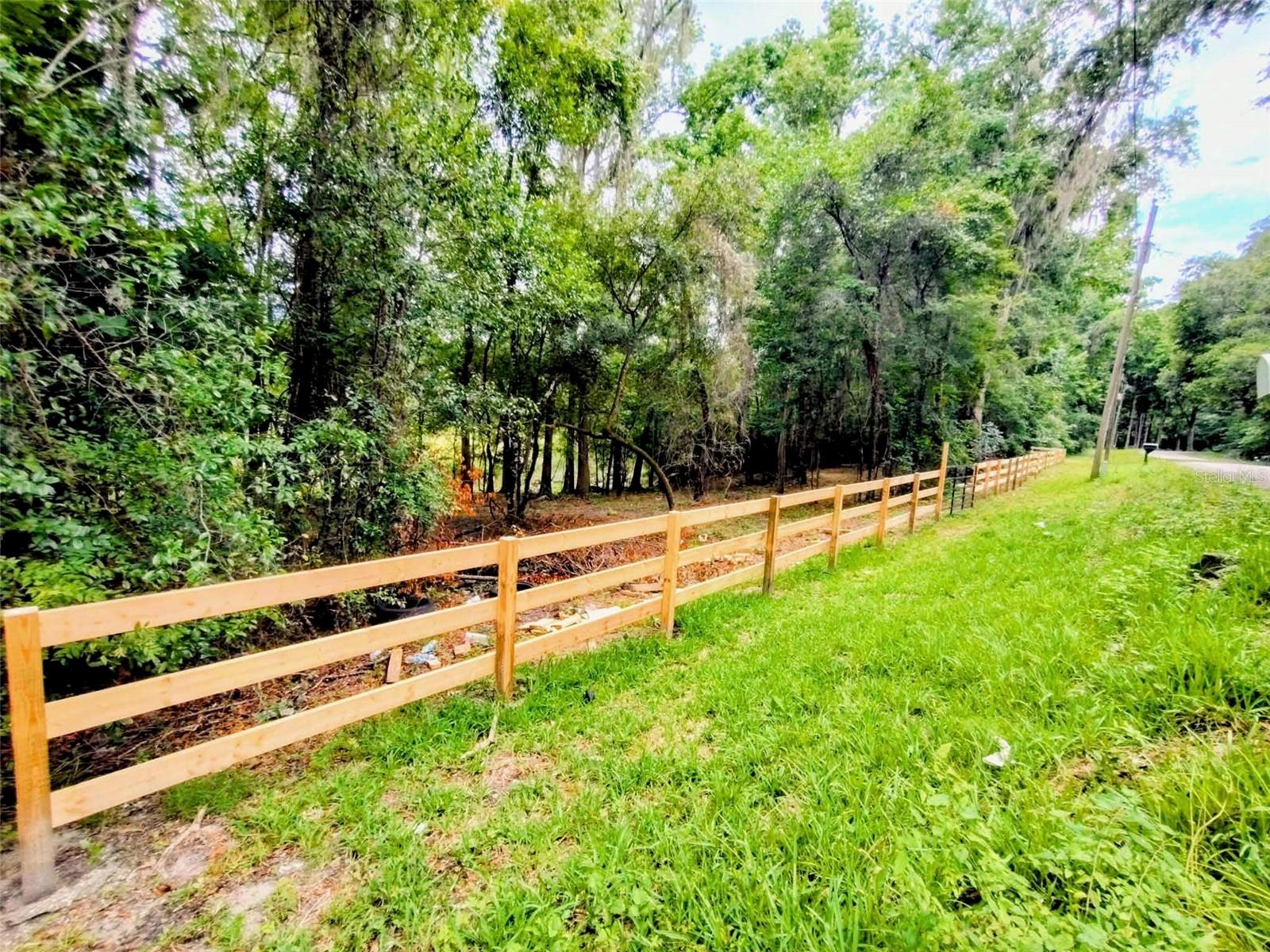 Fitzhugh Ave, Brooksville, FL 34601 photo