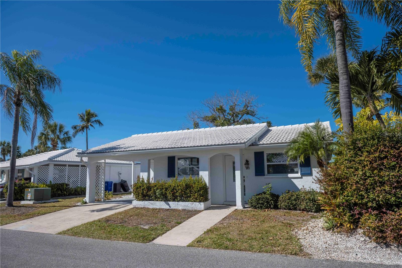 563 Spanish Dr, Longboat Key, FL 34228 photo