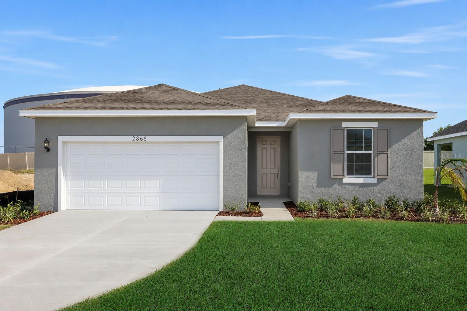 2866 Supermarine Rd, Tavares, FL 32778