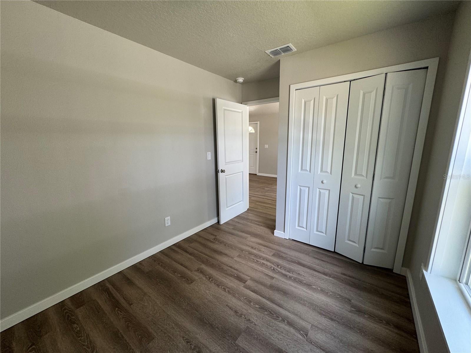 343 N Main Ave, Groveland, FL 34736 photo