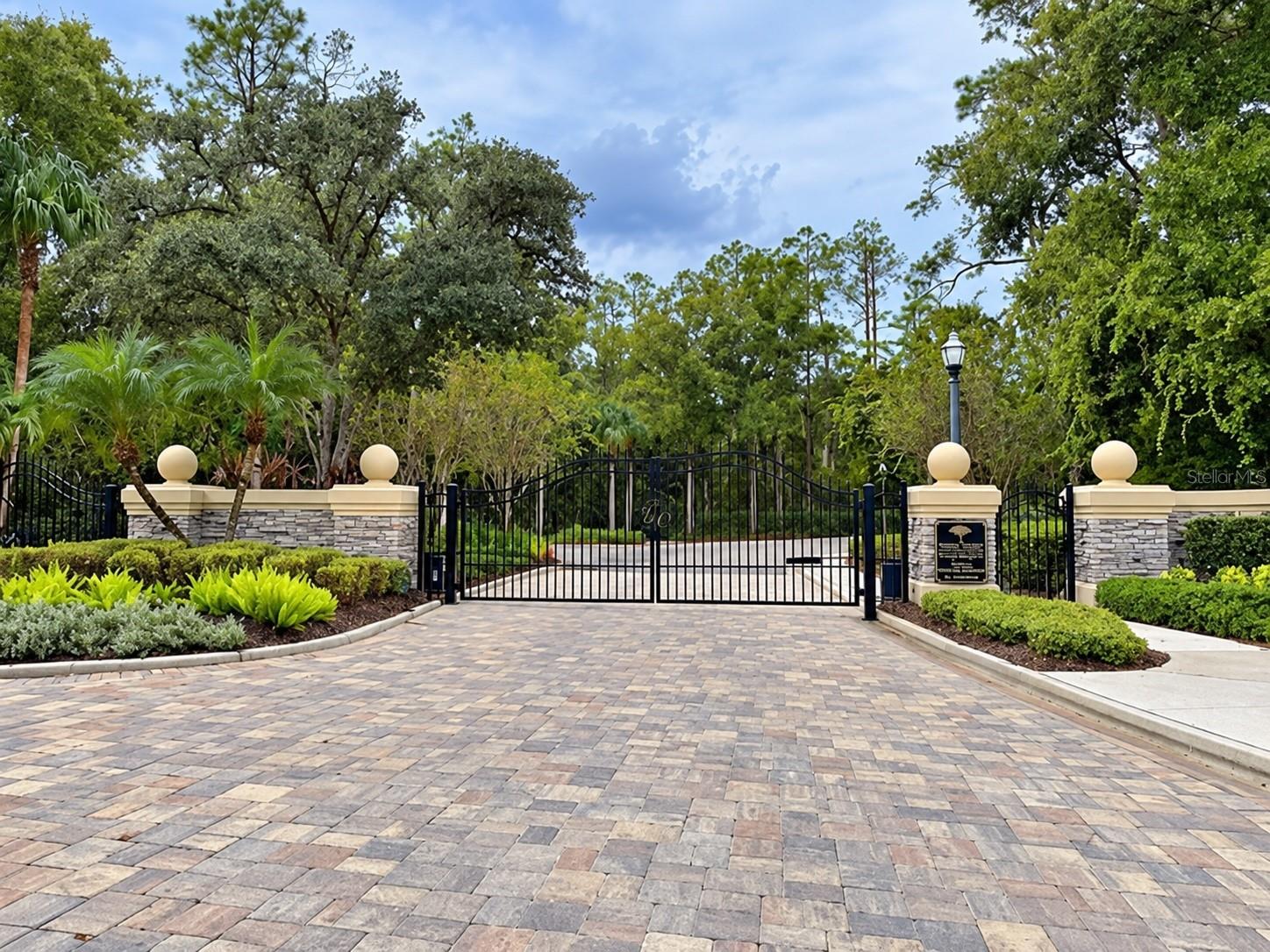 2887 Grey Oaks Blvd, Tarpon Springs, FL 34688 photo