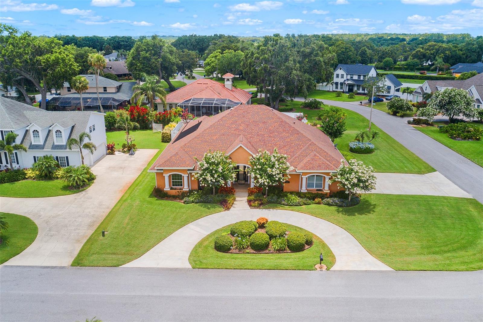328 Hamilton Shores Dr, Winter Haven, FL 33881